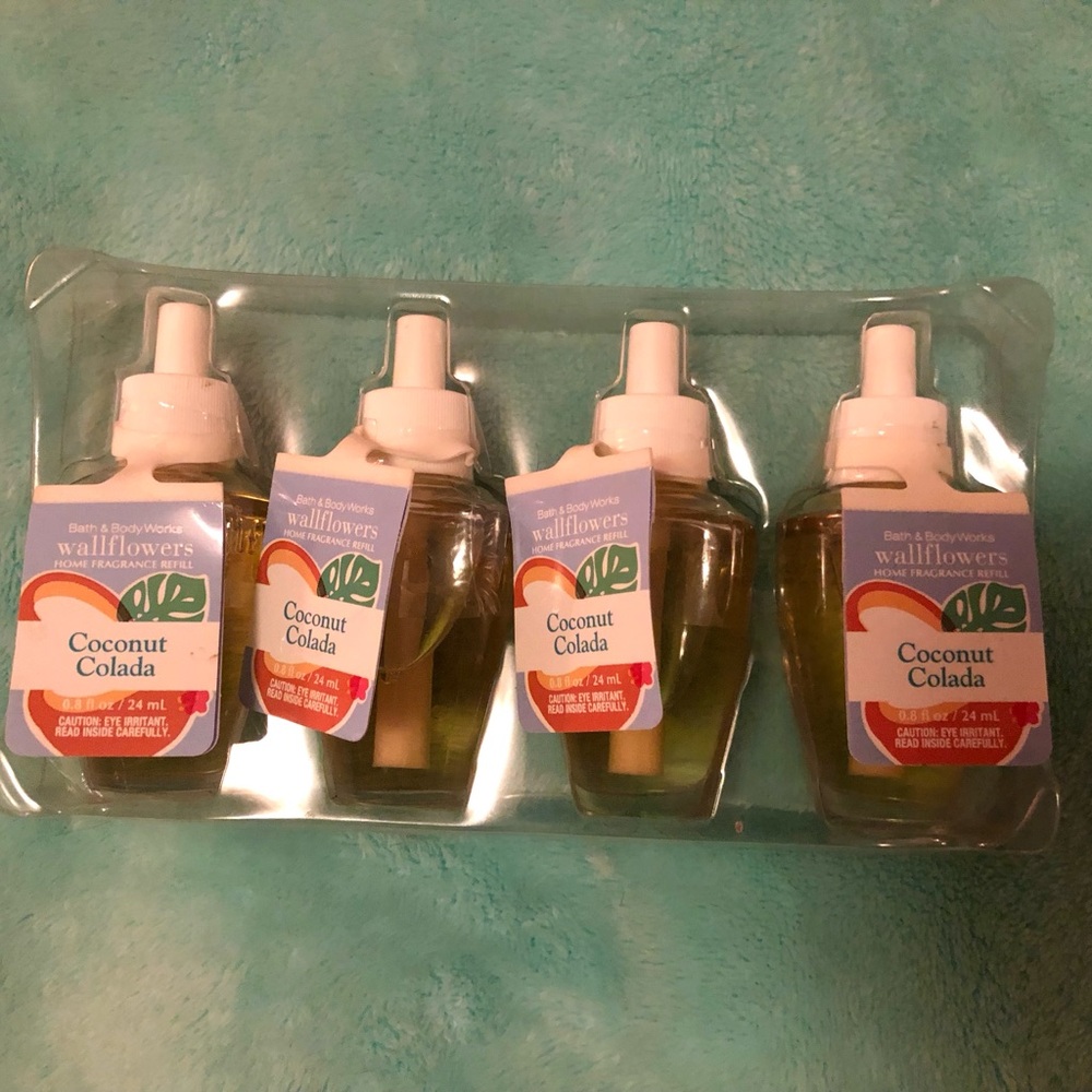 4 BBW Wallflowers Coconut Colada